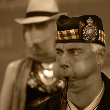 bagpipe pleyer, Scotland